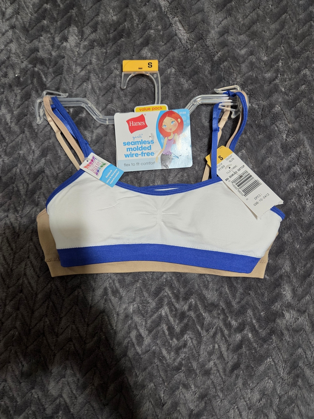 Hanes White Blue and Tan Seamless Molded Wire-Free Girls Bra